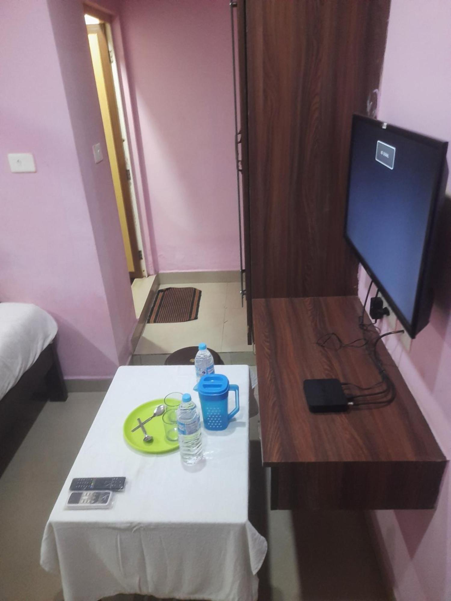 Skyway Rooms Pondicherry Exterior photo